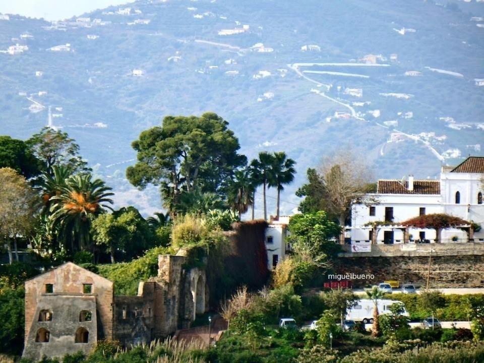 Apartamentos Cantarero Maro Nerja Exterior photo